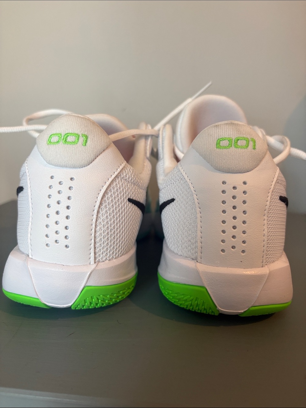 Nike G.T. Cut Academy Basketball Shoes Size M 8.5 / W 10 Style FB2599-107 - Picture 6 of 8